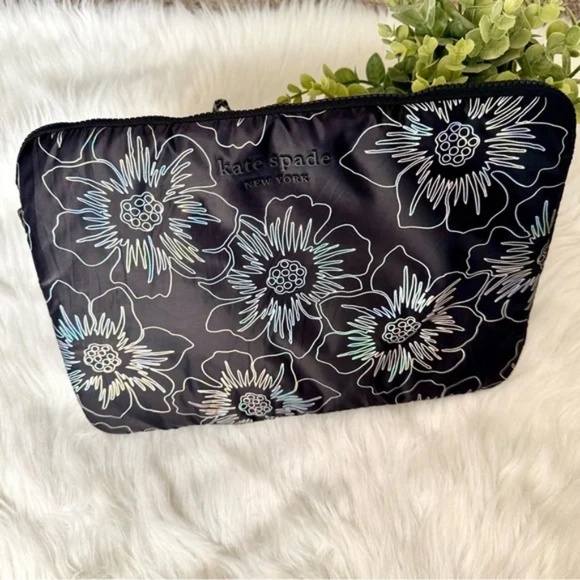 Kate Spade Puffer Laptop Sleeve Hollyhock Iridescent Black Floral 14" Case Bag - Picture 3 of 9